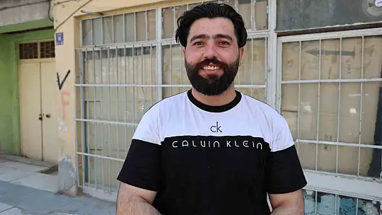 Müşteri kılıklı hırsız