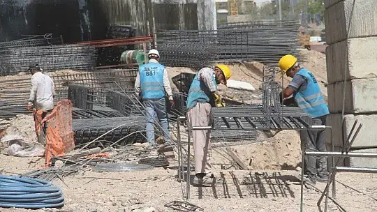 Depremde ağır hasar alan mahalle, 2 bin 251 konutla yenileniyor