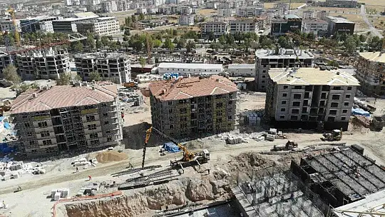 Depremde ağır hasar alan mahalle, 2 bin 251 konutla yenileniyor