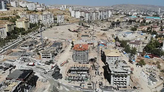 Depremde ağır hasar alan mahalle, 2 bin 251 konutla yenileniyor