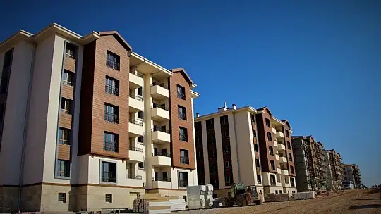 Depremden 6 ay geçti, binlerce konut yükselmeye başladı