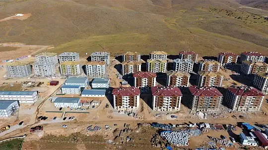 Depremden 6 ay geçti, binlerce konut yükselmeye başladı