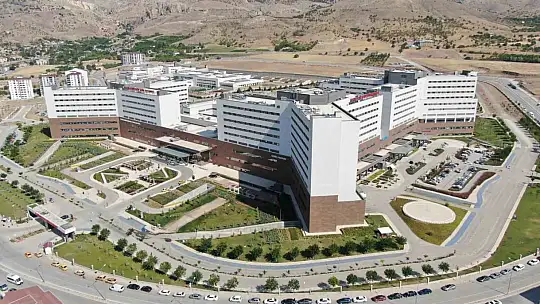 Depremden yaralı kurtulanlar o anları anlattı