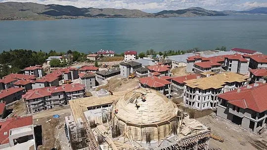 Depremin merkezi Sivrice'de dönüşüm sürüyor