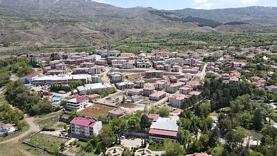 Depremin merkezi Sivrice'de dönüşüm sürüyor