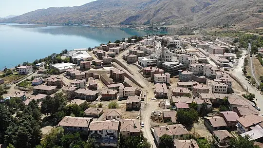 Depremin merkezi Sivrice'deki TOKİ konutlarında sona gelindi