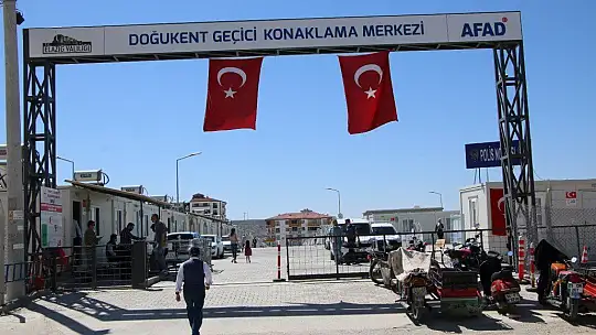 Depremzede çocukların bayram sevinci