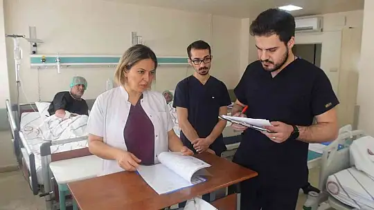 Doç. Dr. Özcan, 'Algoloji bölümüne başvuran hastaların yüzde 80'i bel fıtığı hastalarıdır'