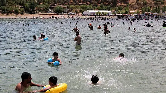 Doğu'nun gizli denizi Hazar Gölü'nde tatil telaşı