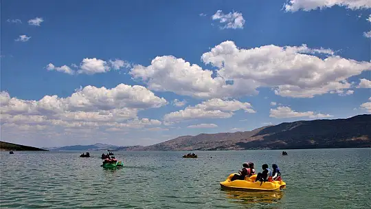 Doğu'nun gizli denizi Hazar Gölü'nde tatil telaşı