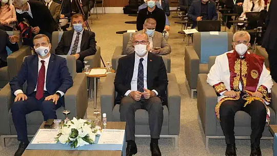 Doğu ve Güneydoğu Anadolu Bölgesi'nin tek şehir hastanesi, 9 ayda 1 milyondan fazla hastaya şifa dağıttı
