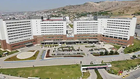 Doğu ve Güneydoğu Anadolu Bölgesi'nin tek şehir hastanesi, 9 ayda 1 milyondan fazla hastaya şifa dağıttı