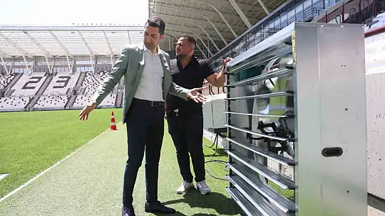 Elazığ Atatürk Stadyumu'nda bölgede bir ilk