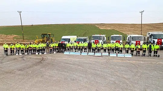Elazığ Belediyesi 58 araç ve 275 personelle kış tedbirlerini aldı