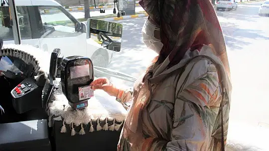Elazığ Belediyesinden şehit yakınları ve gazileri onurlandıran uygulama