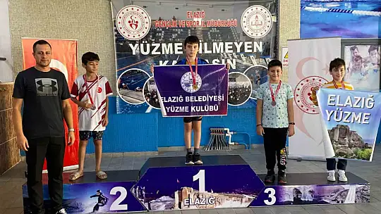 Elazığ Belediyesinden yüzmede 57 madalya