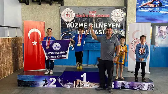 Elazığ Belediyesinden yüzmede 57 madalya