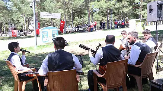 Elazığ'da 'Çocuklara verilecek en güzel hediye ailedir' etkinliği