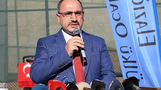 Elazığ'da 'Engelleri kaldırıyoruz' projesi ile 80 adet akülü araç verildi