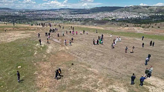 Elazığ'da 'Engelsiz Uçurtma Şenliği' renkli görüntülere sahne oldu