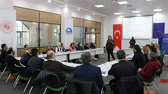 Elazığ'da 'İşin Var, Gücün Var' çalıştayı düzenlendi
