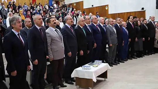 Elazığ'da 'İslam ve Medeniyet 3. Uluslararası Sempozyumu' düzenlendi