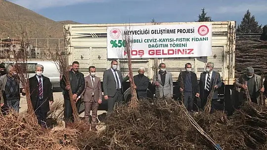 Elazığ'da 'Meyveciliği Geliştirme' projesi, 13 bin fidan dağıtıldı