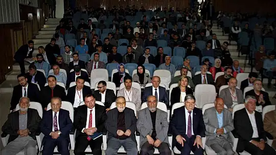 Elazığ'da 'Uluslararası İslam Medeniyetleri Sempozyumu' başladı