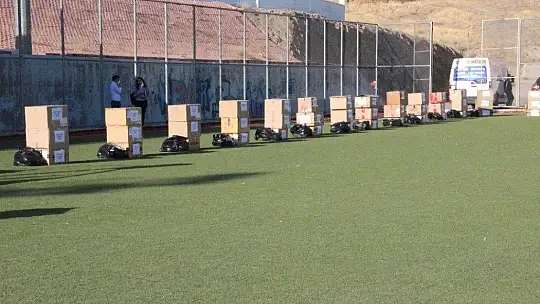 Elazığ'da 104 spor kulübüne malzeme yardımı yapıldı