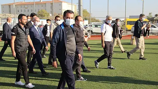 Elazığ'da 104 spor kulübüne malzeme yardımı yapıldı