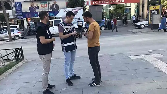 Elazığ'da 1398 şahıs sorgulandı, 6 şüpheli yakalandı