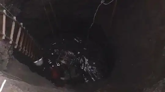 Elazığ'da 14 Metrelik Kuyuya Düşen Gebe İnek, 1 Saatlik Çalışmayla Kurtarıldı