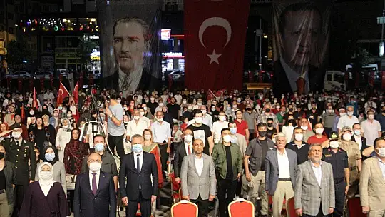 Elazığ'da 15 Temmuz Demokrasi ve Milli Birlik Günü törenle kutlandı