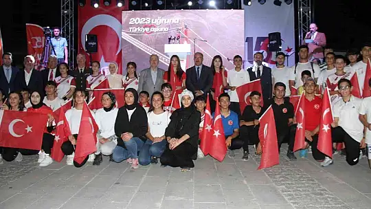 Elazığ'da 15 Temmuz Demokrasi ve Milli Birlik Günü törenle kutlandı