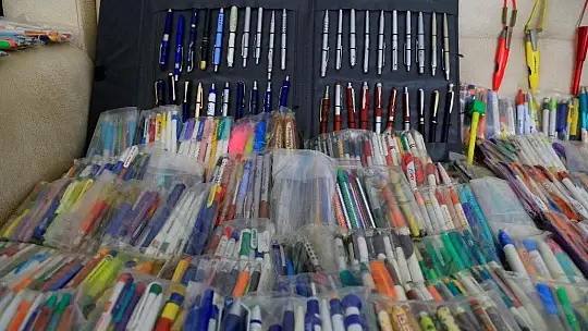 Elazığ'da 19 bin adetlik kalem koleksiyonu