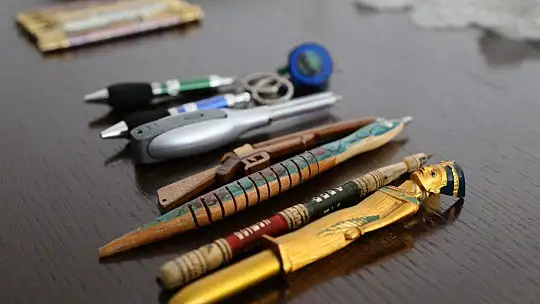Elazığ'da 19 bin adetlik kalem koleksiyonu