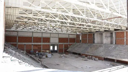 Elazığ'da 2 bin 600 kişilik spor salonu yükseliyor