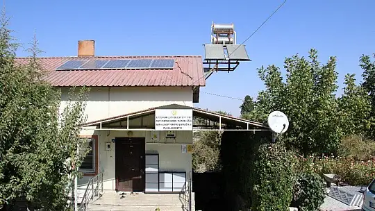 Elazığ'da 2 köyde çatılara kuruldu, artık kendi elektriklerini üretecekler