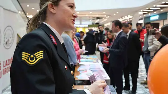 Elazığ'da 25 Kasım Kadına Yönelik Şiddetle Mücadele Günü etkinliği