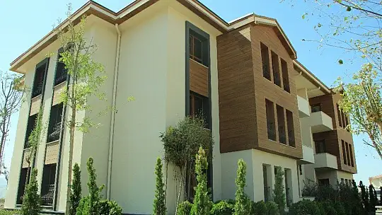 Elazığ'da 250 depremzede daha çekilen kura ile yeni konutlarına kavuştu