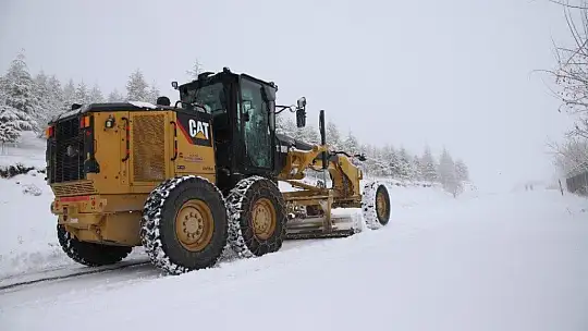 Elazığ'da 251 köy yolu ulaşıma açıldı, 190'ı için çalışma sürüyor