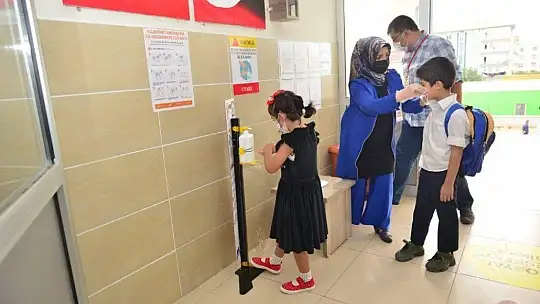 Elazığ'da 272 okulda 13 bin 765 öğrenci yüz yüze eğitime başladı