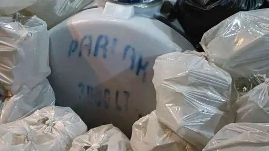 Elazığ'da 3 bin 500 litre kaçak şarap ele geçirildi