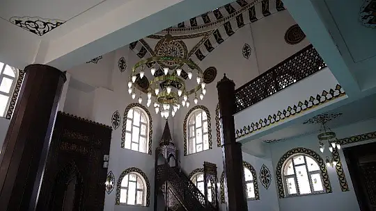 Elazığ'da 300 kapasiteli 'TOKİ Cami' hizmete açıldı
