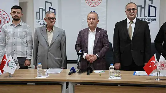 Elazığ'da 302 hak sahibi evlerine kavuştu