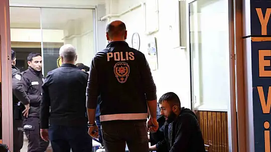 Elazığ'da 313 polisin katılımıyla asayiş uygulaması