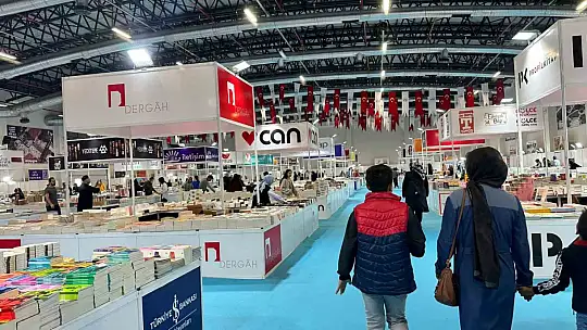 Elazığ'da 4. Kitap Fuarı kapılarını ziyaretçilere açtı