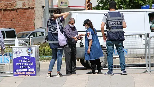 Elazığ'da 6 ayrı noktada pazar kuruldu, tedbirler alınarak açıldı