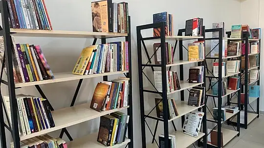 Elazığ'da 60 okula kütüphane kuruldu