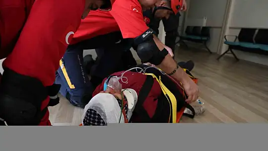 Elazığ'da 6.7'lik deprem tatbikatı